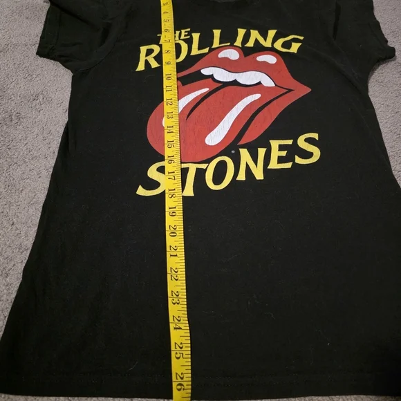 Rolling Stones Black T-Shirt Small - Picture 6 of 6